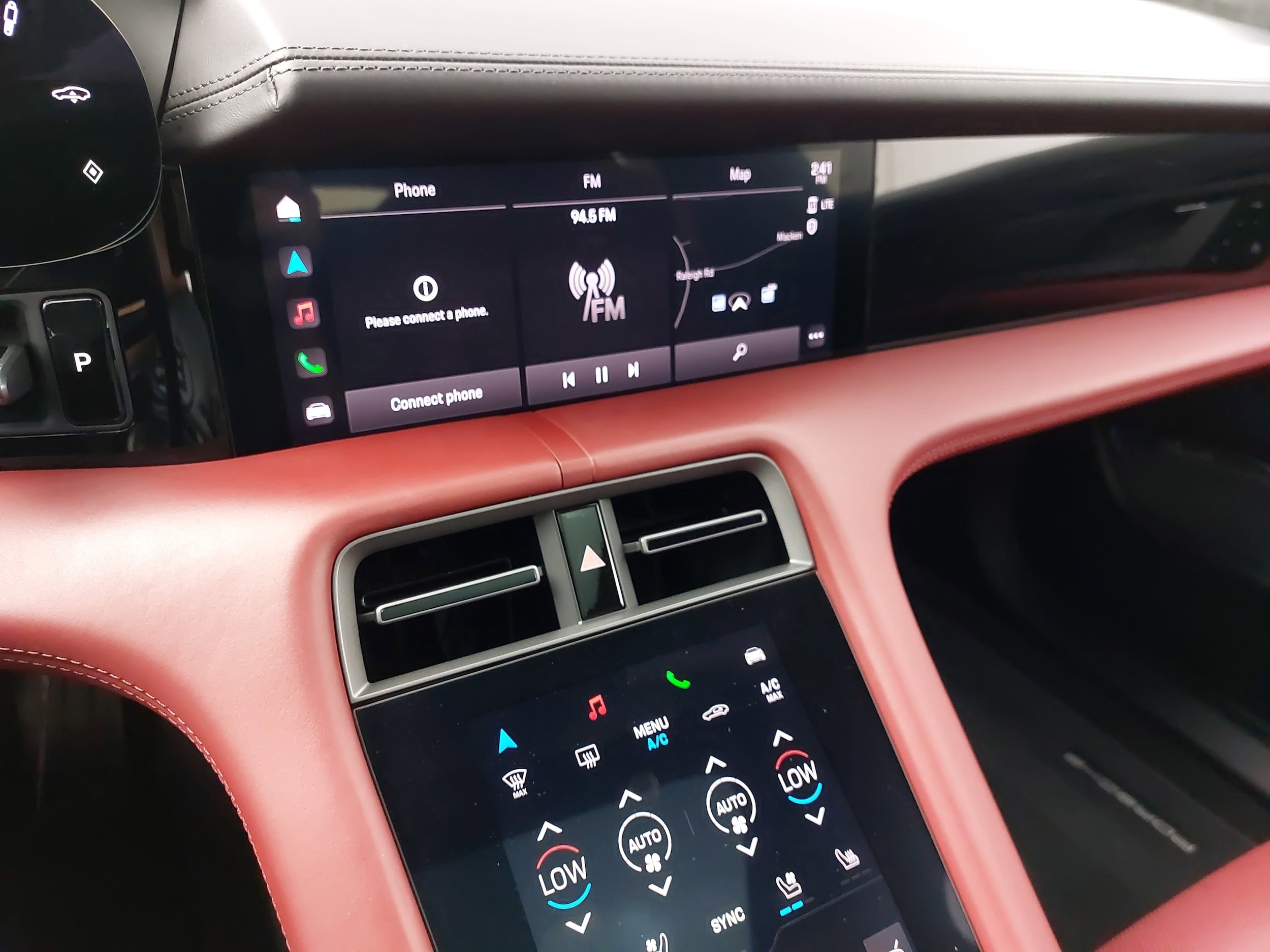 2021 Porsche Taycan Turbo S - Photo 20