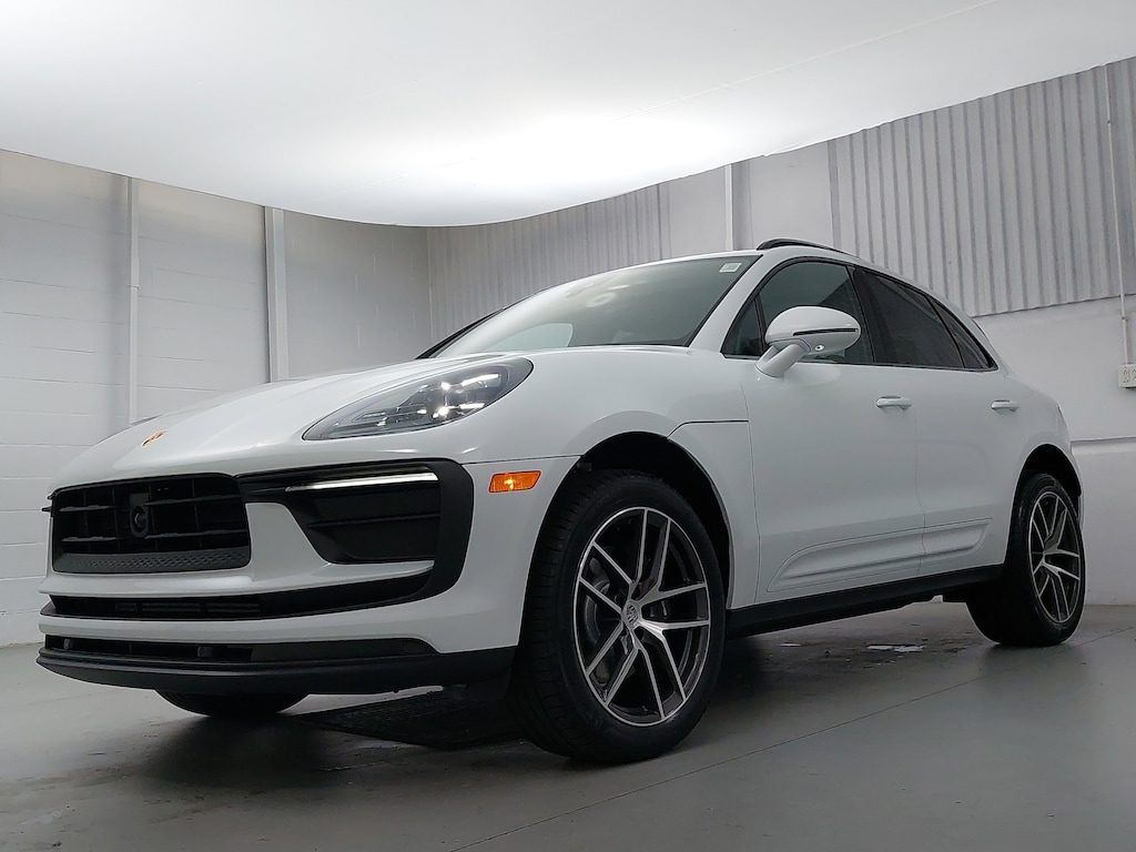 New 2026 Porsche Macan  SUV