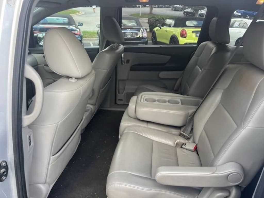 Used 2015 Honda Odyssey EX-L Van