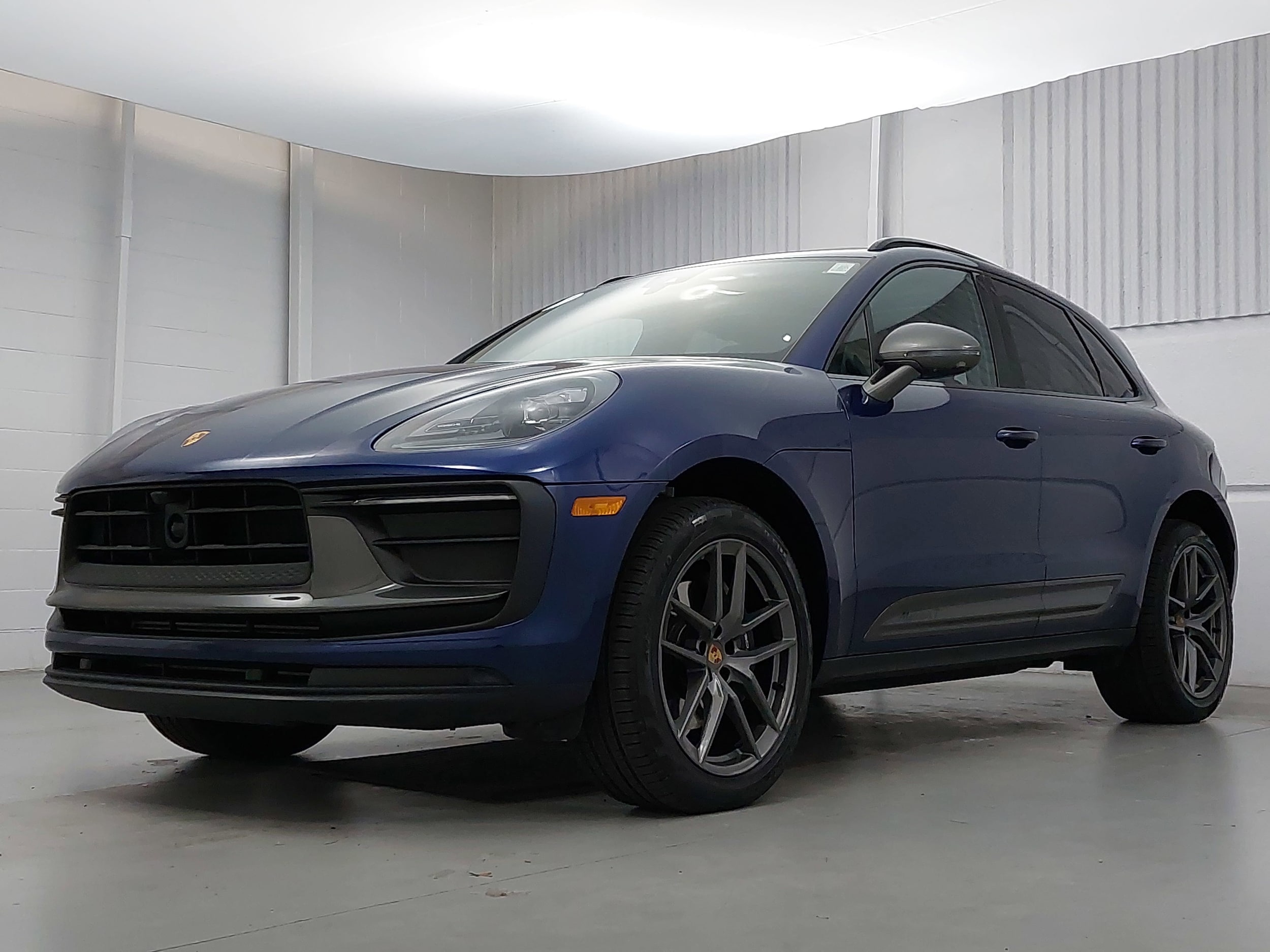 2025 Porsche Macan T's photo