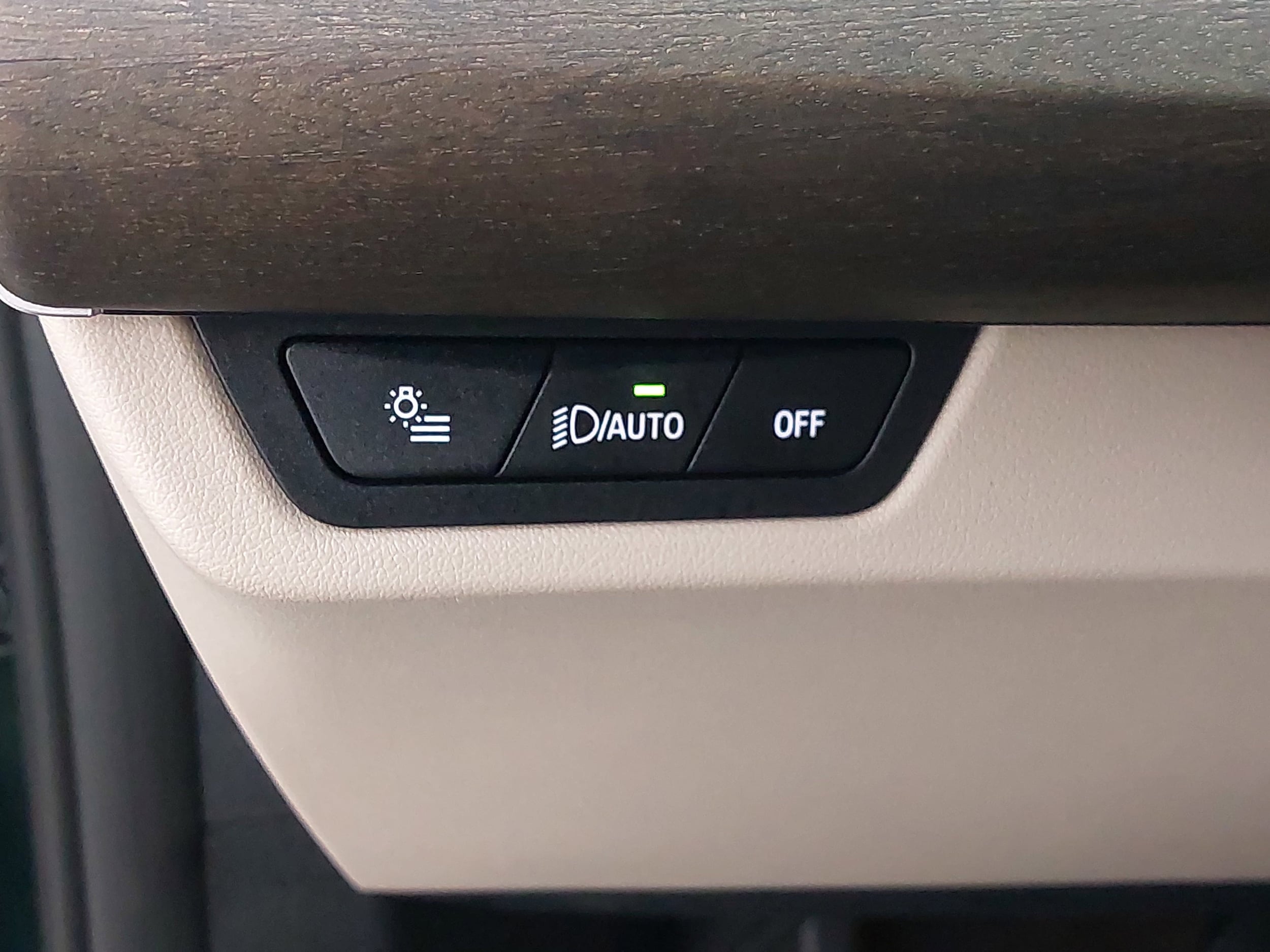2025 BMW X1 28i - Photo 25