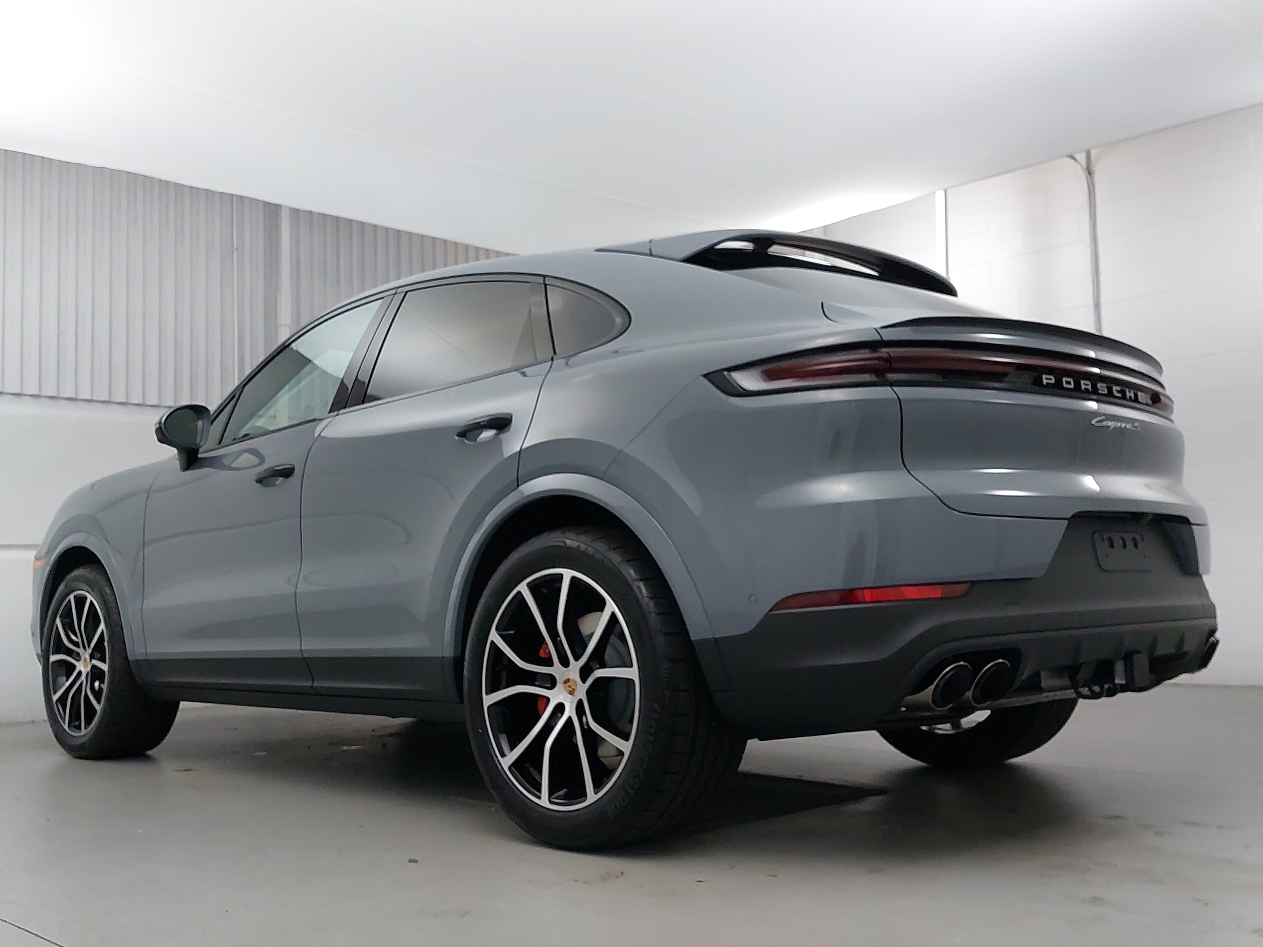 2026 Porsche Cayenne S Coupe photo 3