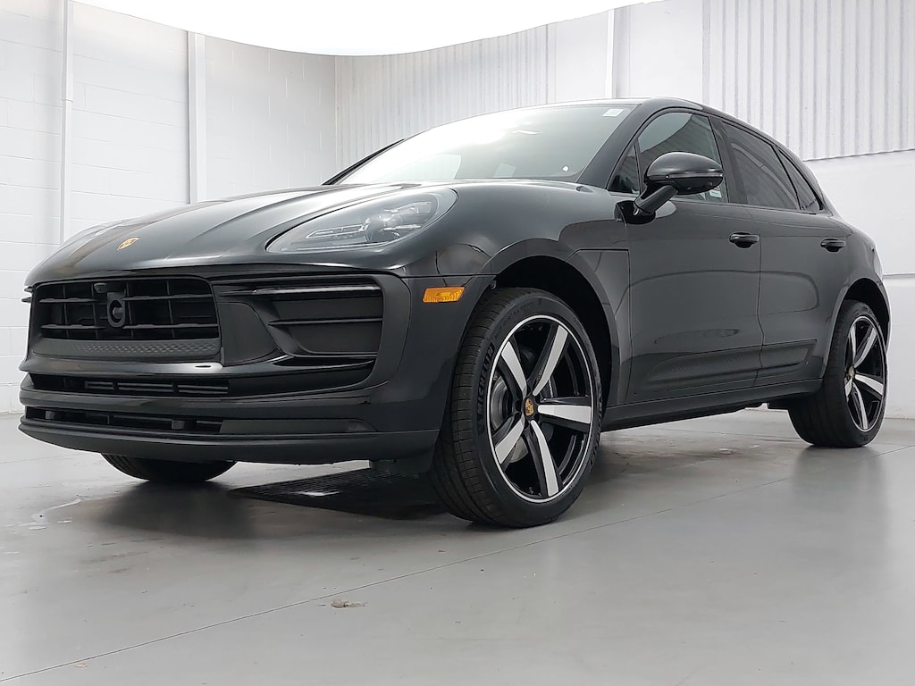 New 2026 Porsche Macan SUV