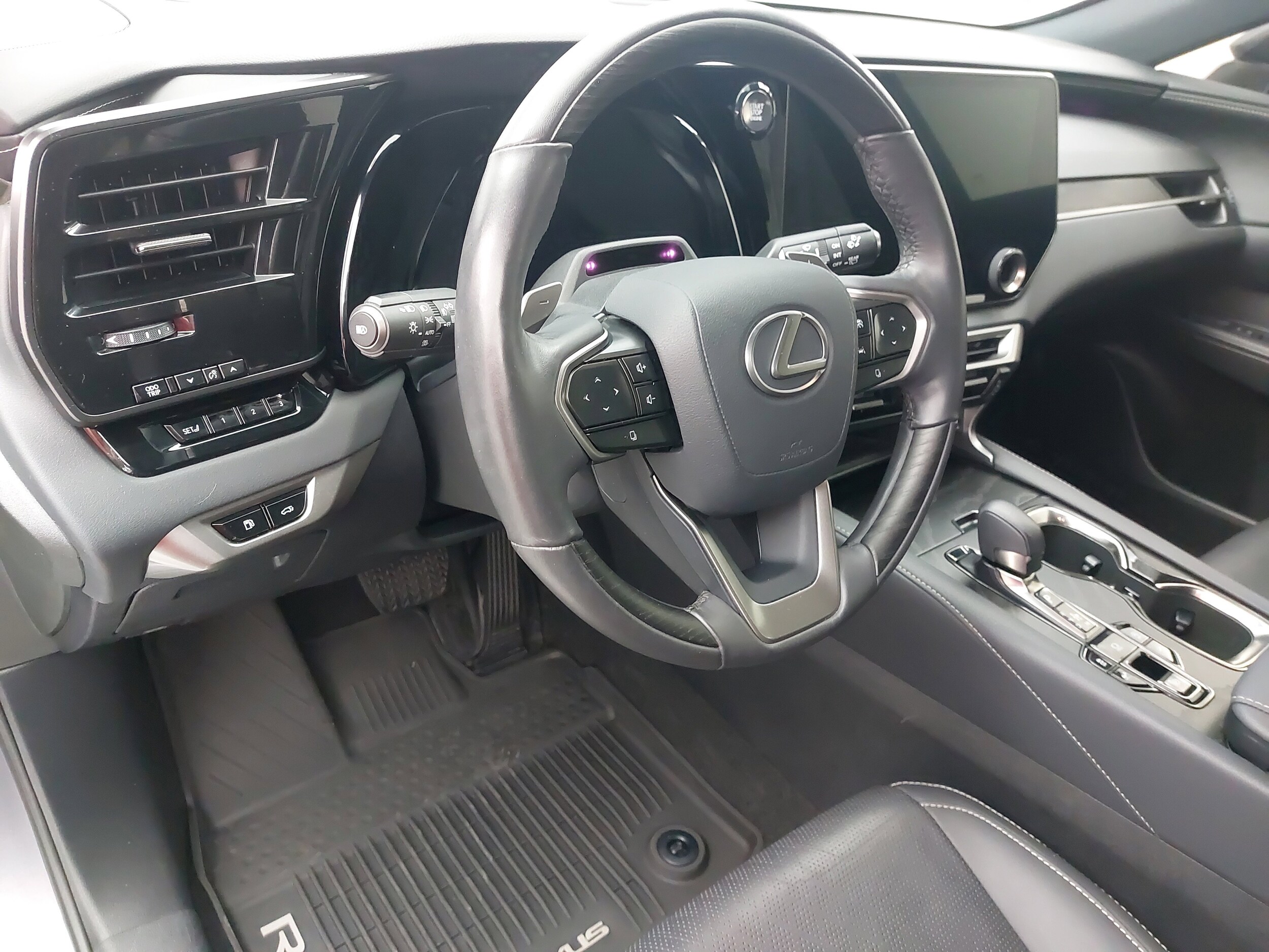 2023 Lexus RX 350 Premium photo 4