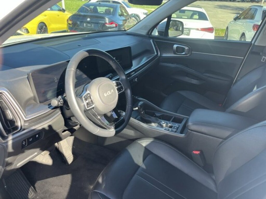 Used 2024 Kia Sorento EX SUV