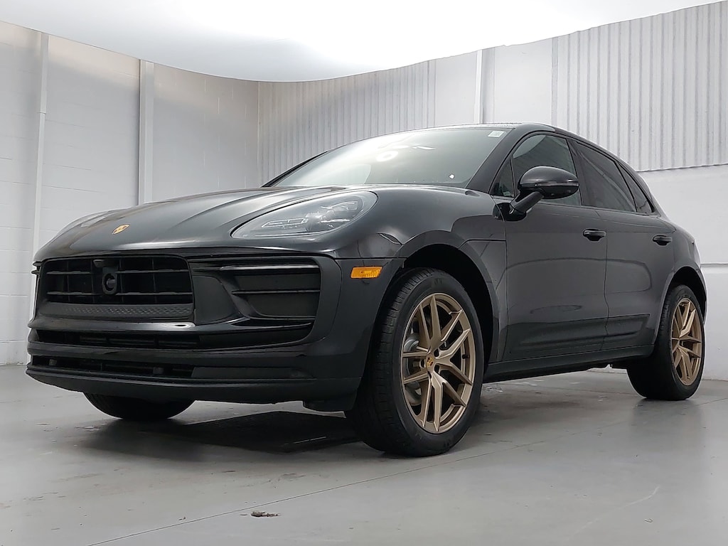 New 2026 Porsche Macan SUV