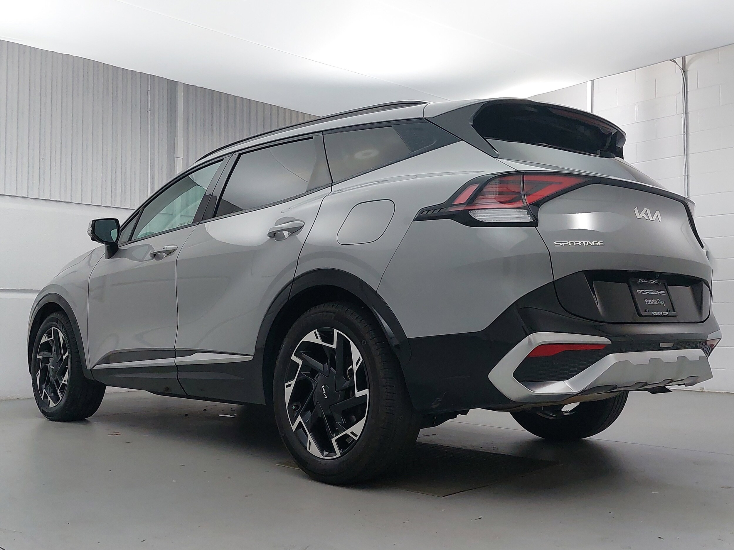 2023 Kia Sportage photo 3