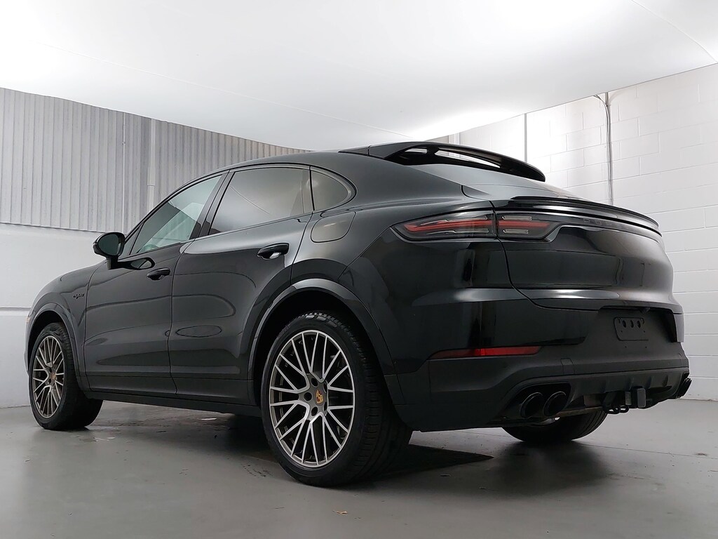 Certified 2022 Porsche Cayenne E-Hybrid Coupe Platinum Edition SUV