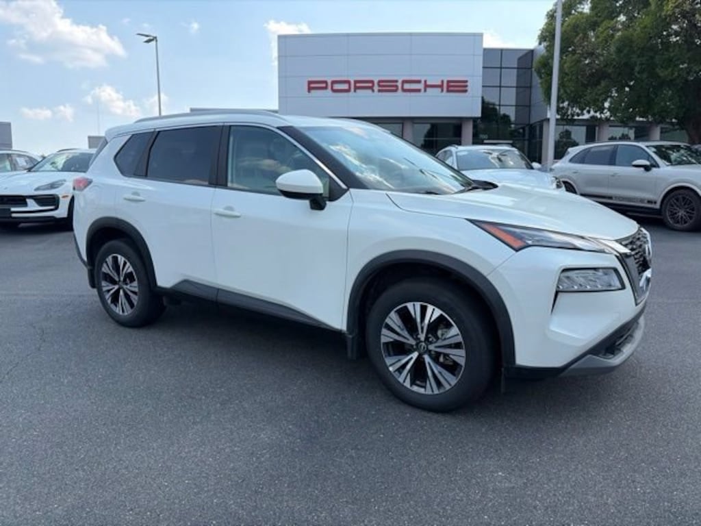 Used 2023 Nissan Rogue SV SUV