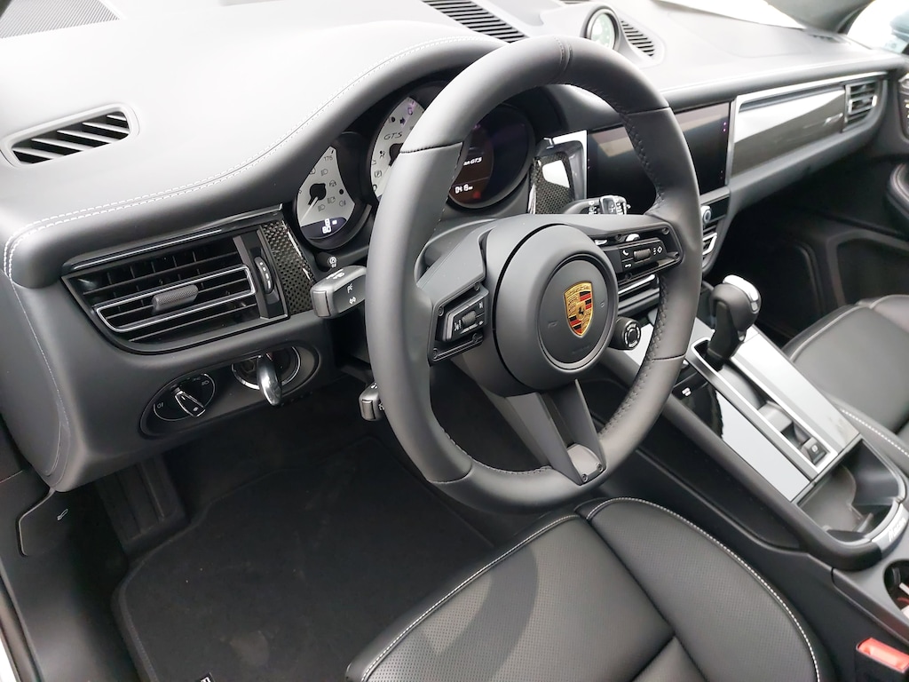 New 2026 Porsche Macan GTS SUV