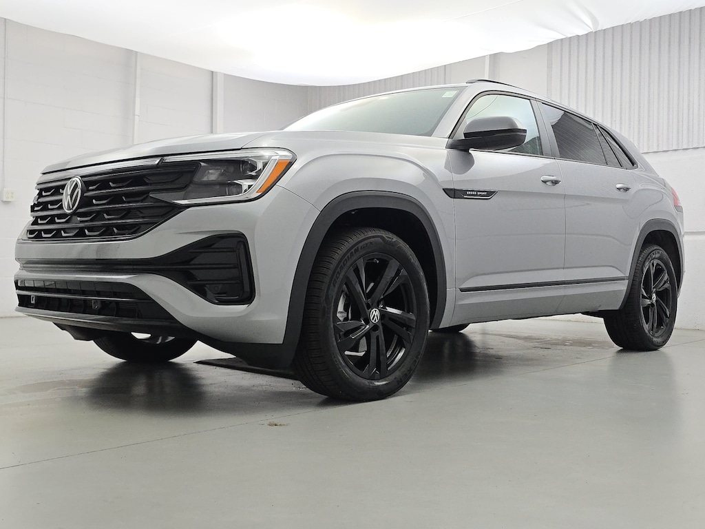 Used 2026 Volkswagen Atlas Cross Sport SEL R-Line Black SUV