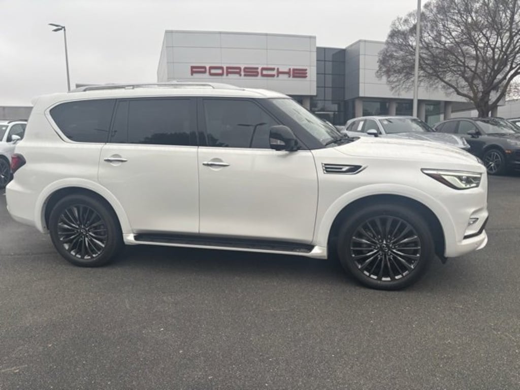 Used 2024 INFINITI QX80 LUXE SUV