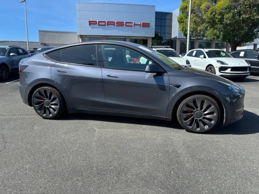 Used 2023 Tesla Model Y Performance SUV