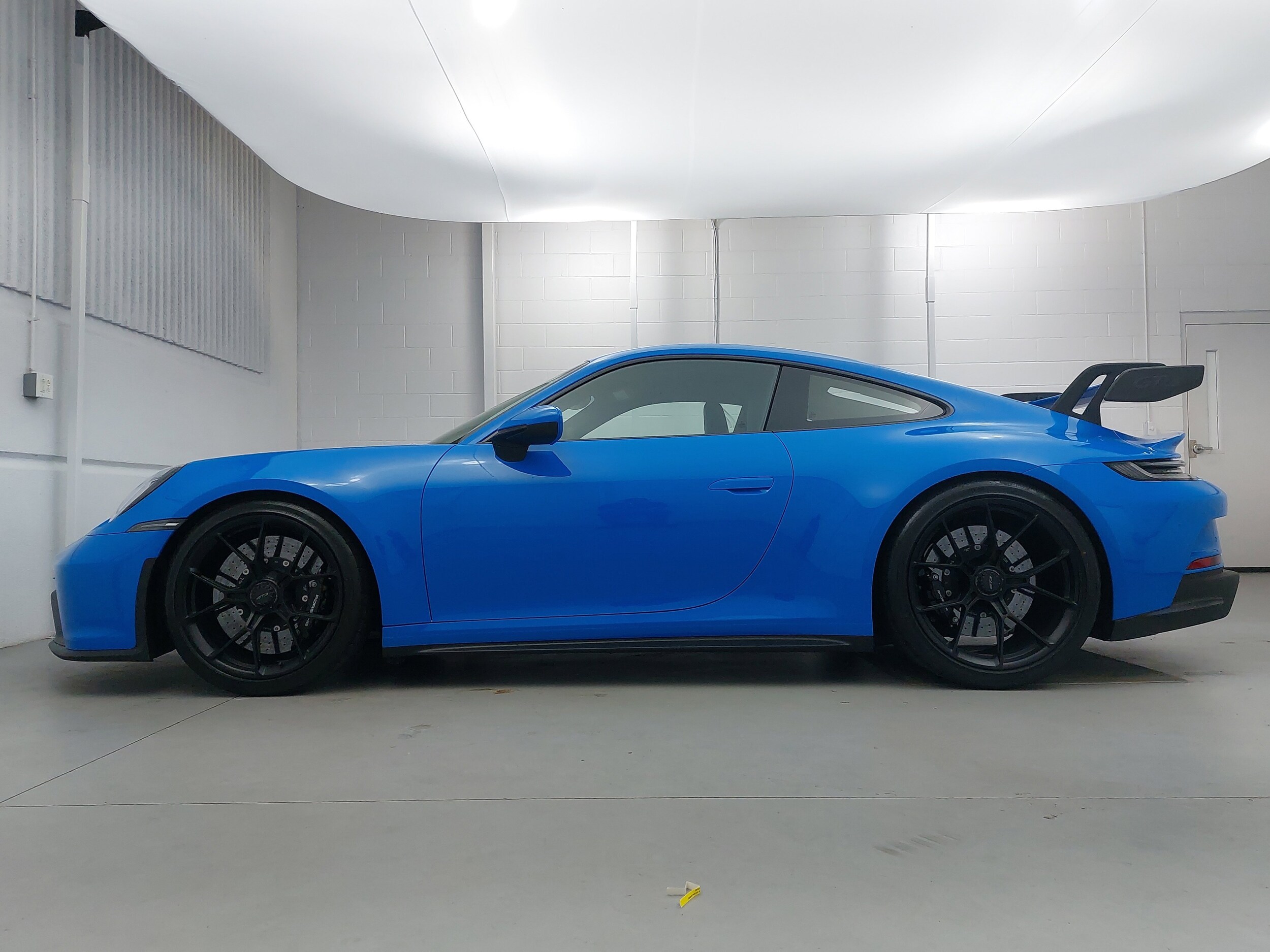 2022 Porsche 911 GT3 Coupe photo 2