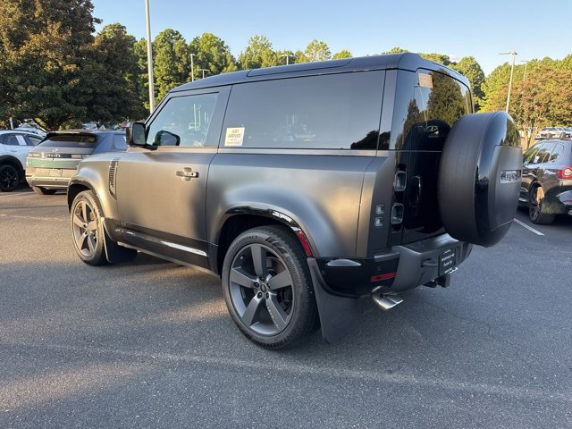 2023 Land Rover Defender 90 Carpathian Edition photo 4