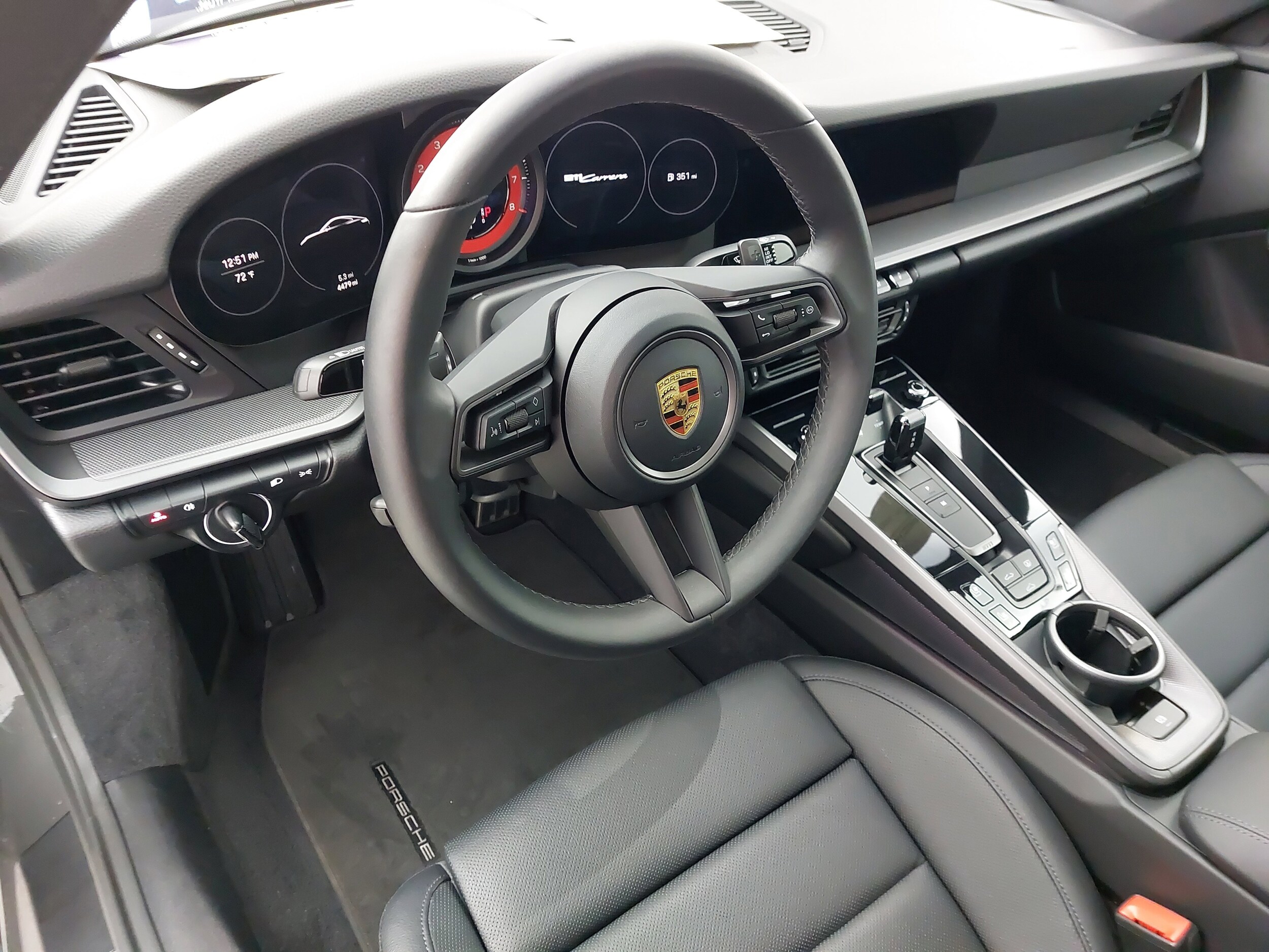 2023 Porsche 911 Coupe photo 4