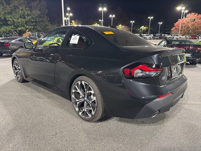 2025 Bmw 230i Coupe photo 4