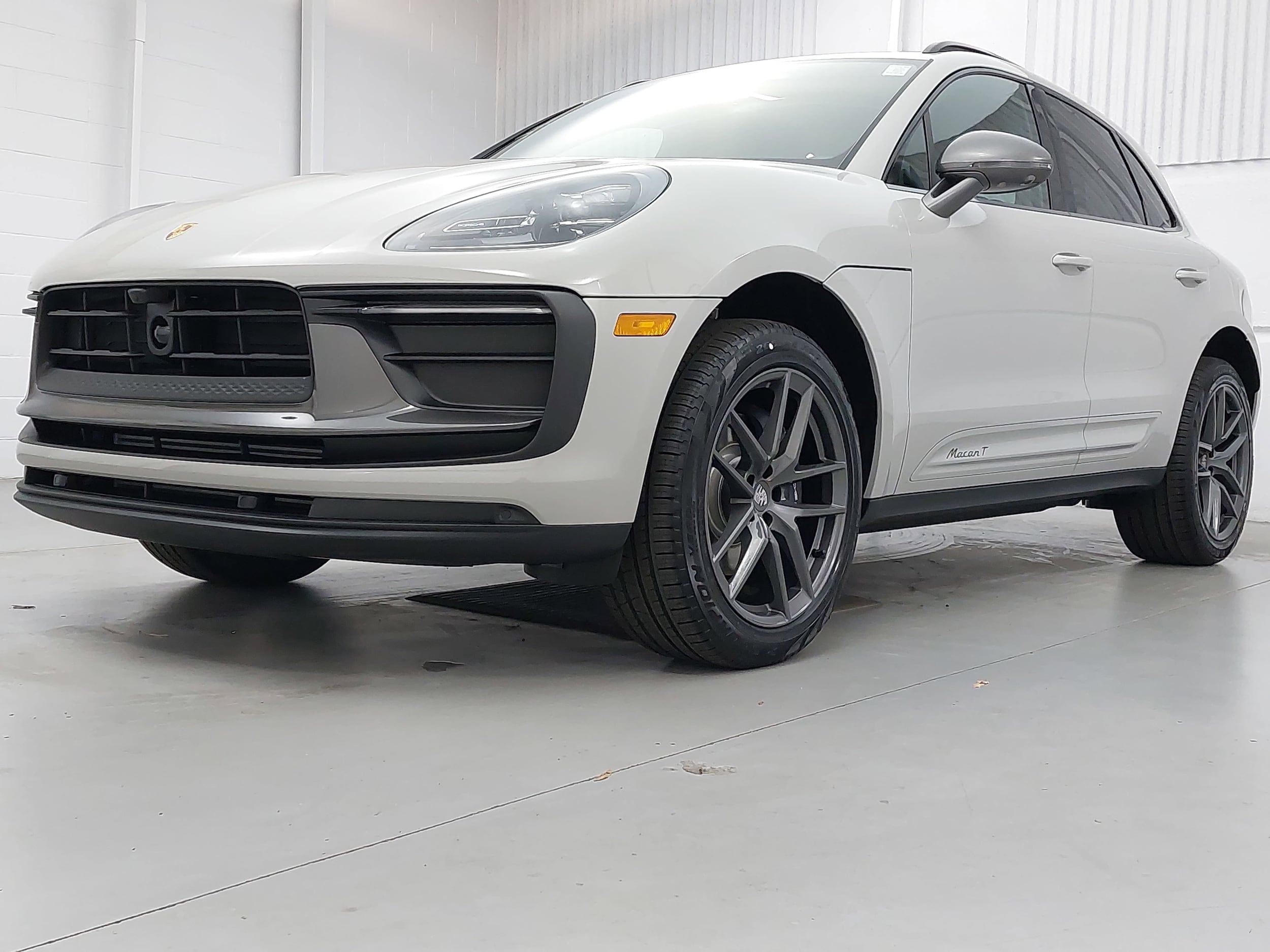 2026 Porsche Macan T