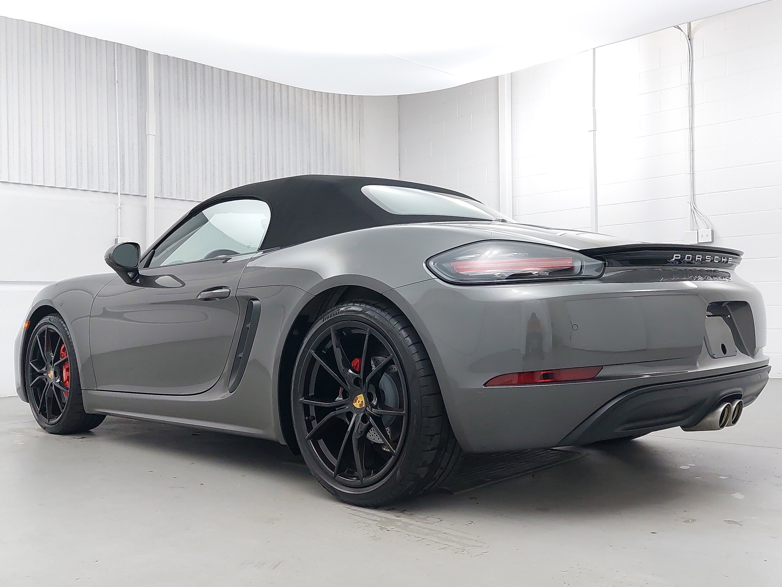 2024 Porsche Boxster S photo 3