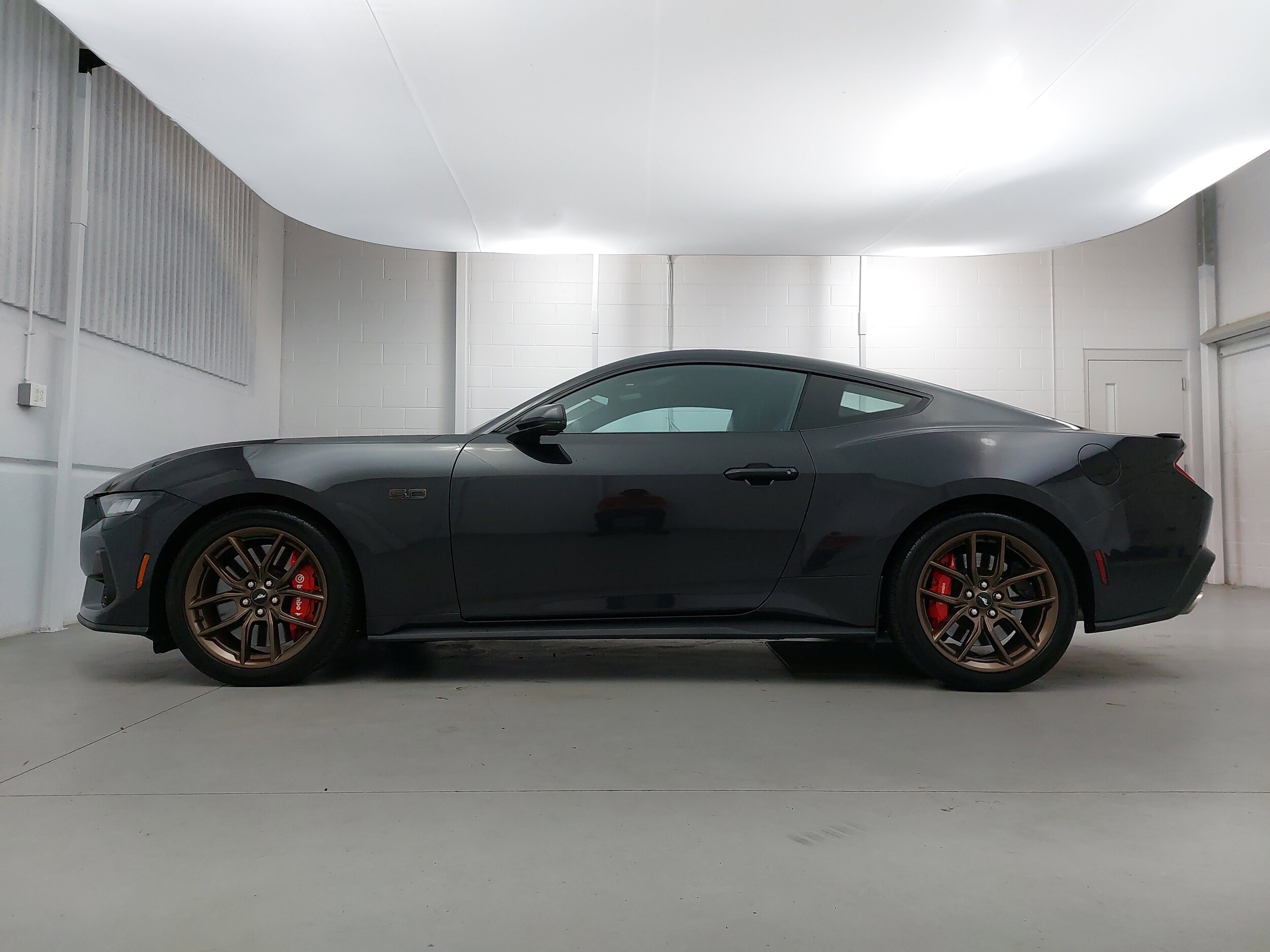 2024 Ford Mustang GT Premium photo 2