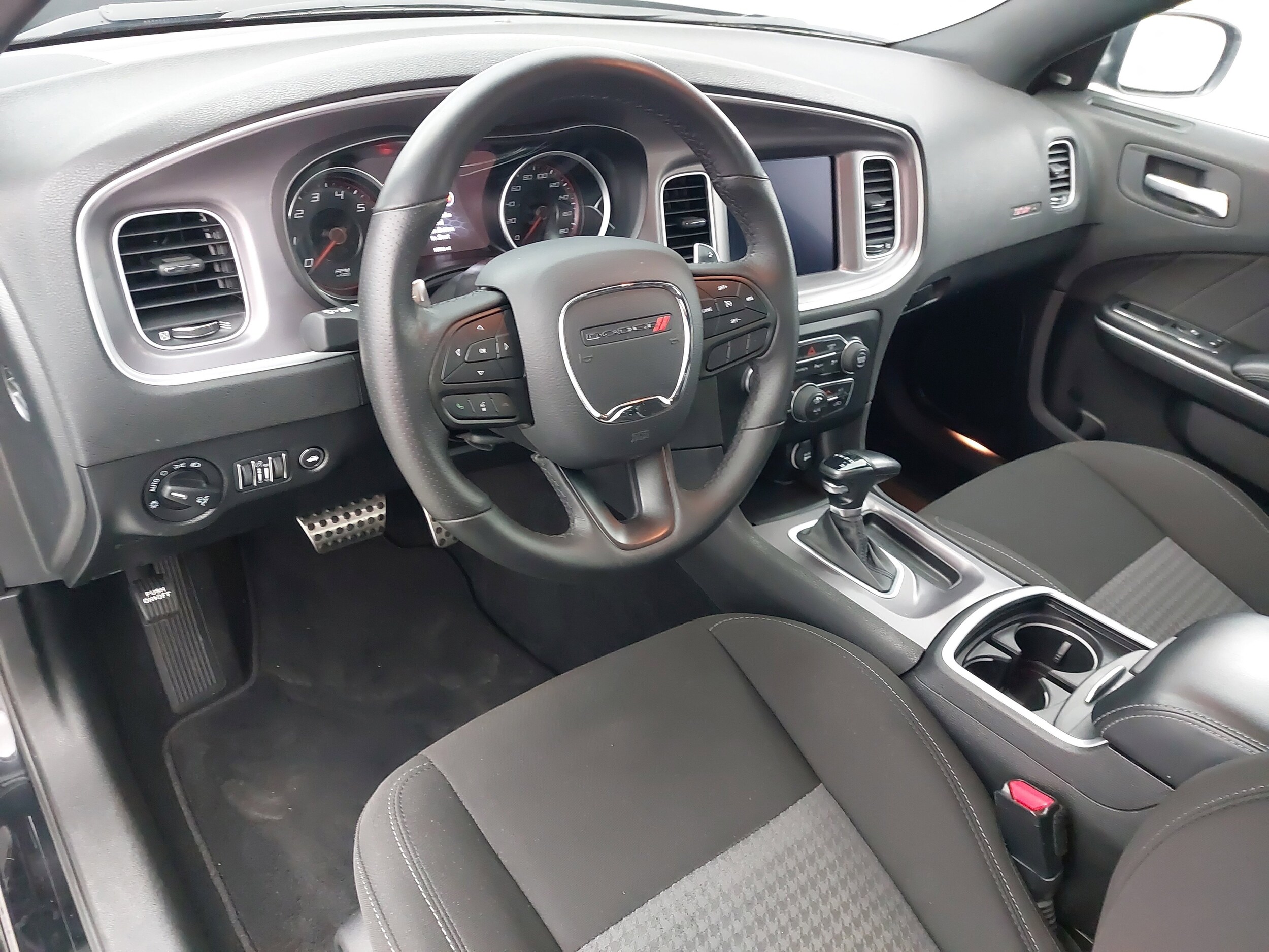 2022 Dodge Charger R/T Scat Pack photo 4