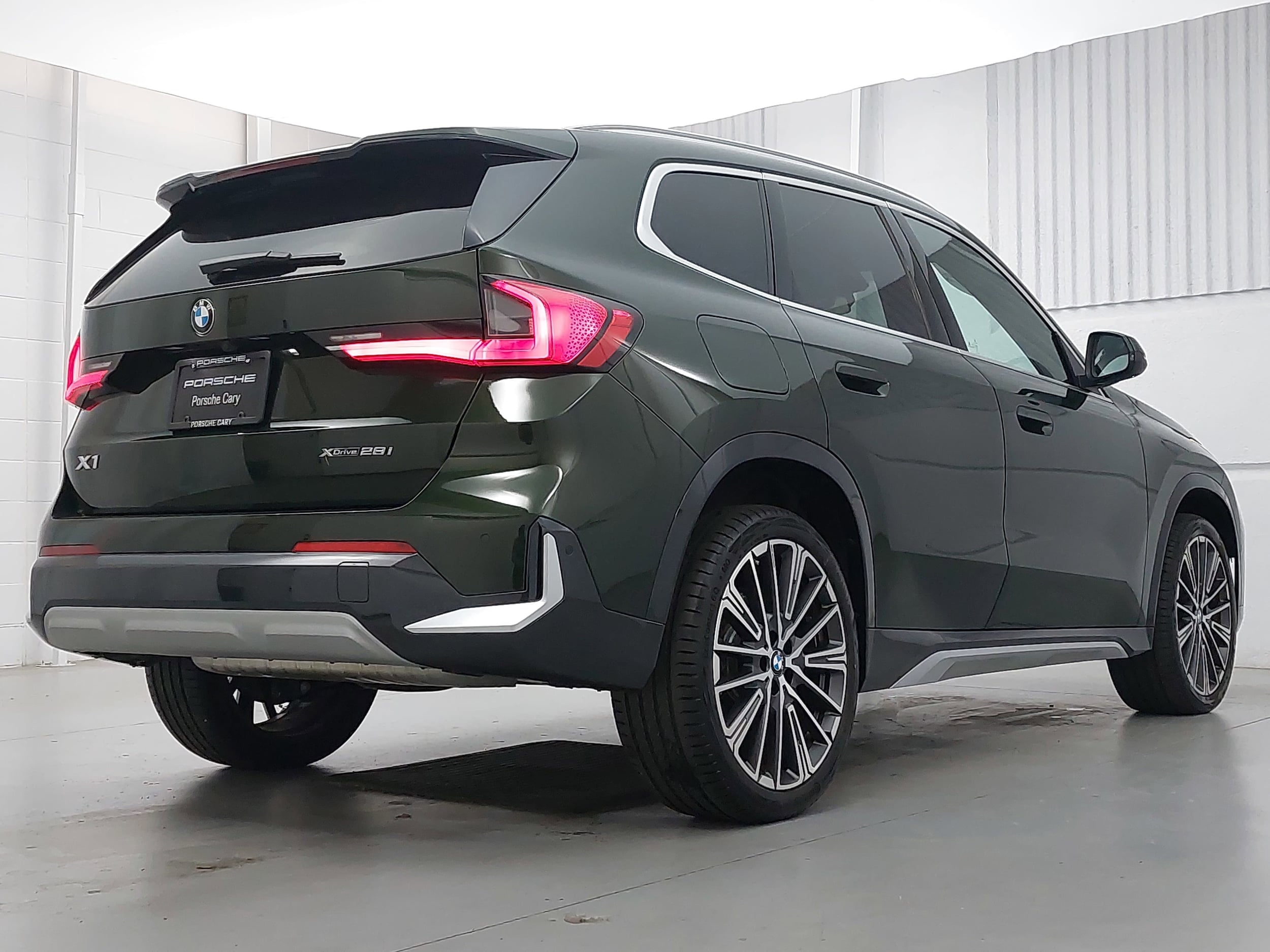 2025 BMW X1 28i - Photo 7