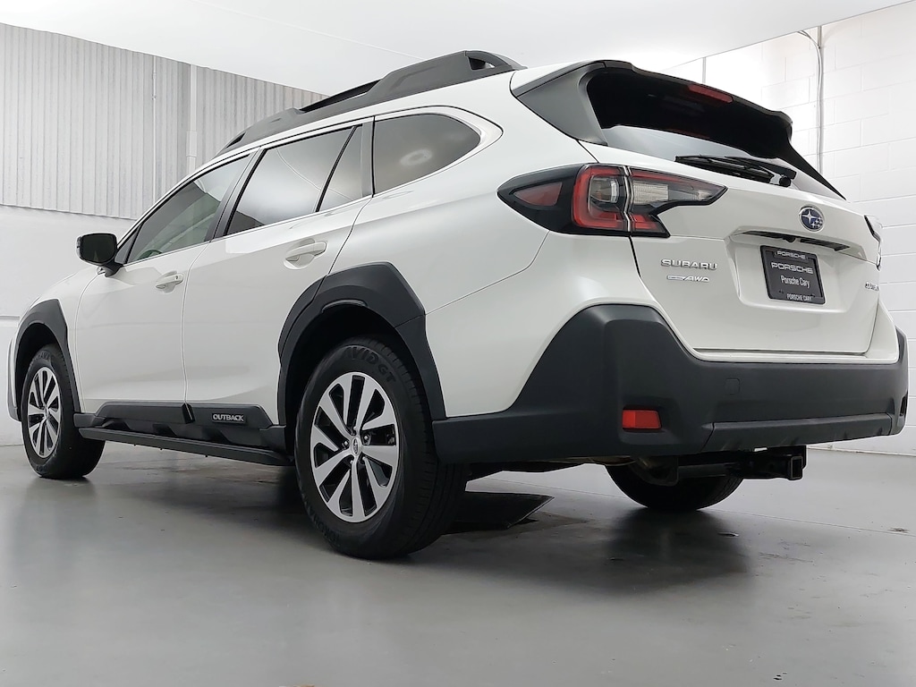 Used 2024 Subaru Outback Premium SUV