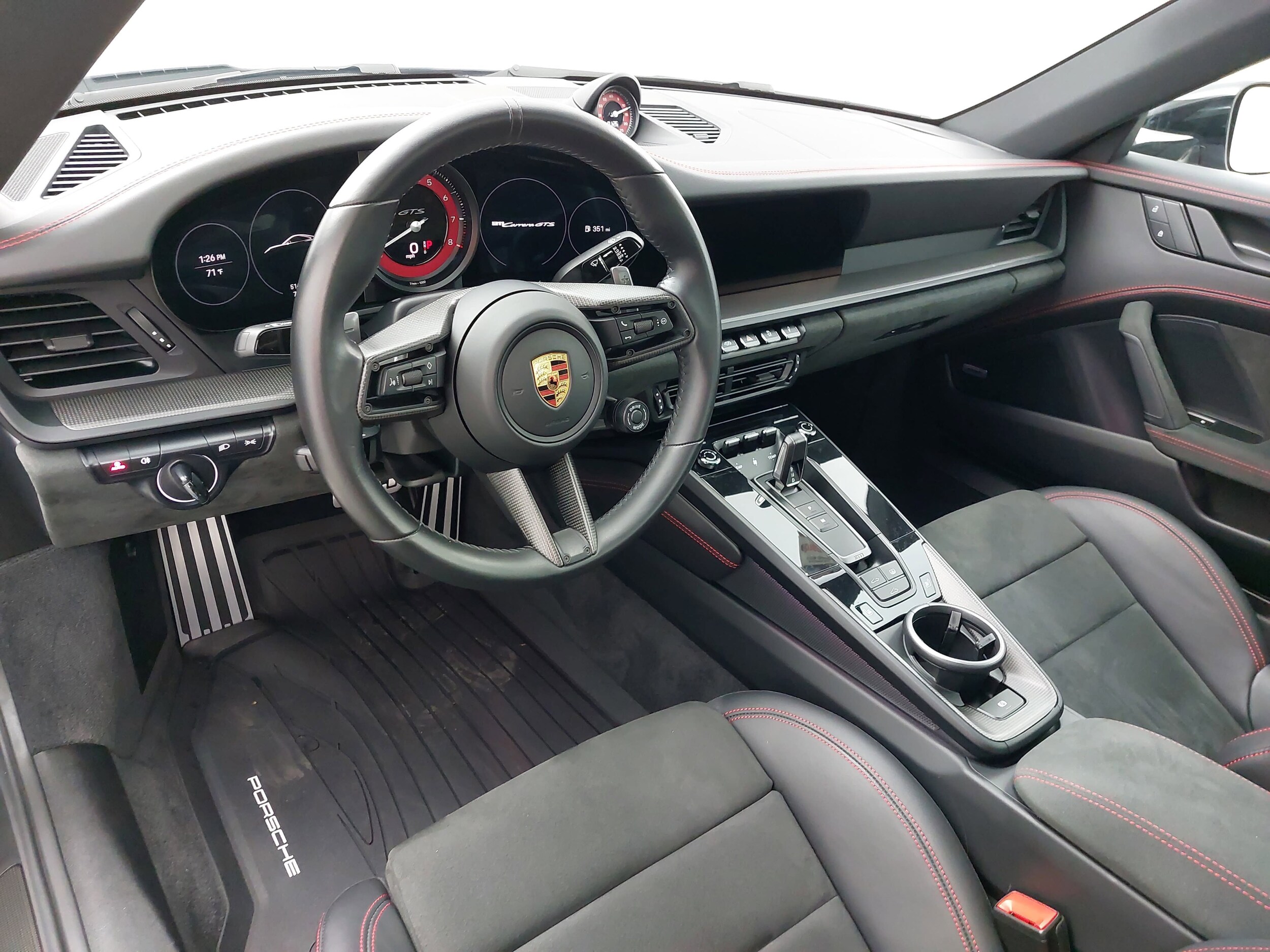 2023 Porsche 911 GTS photo 4