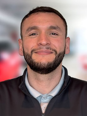 Staff member Vicente Acosta from ID_c8f14ed30804