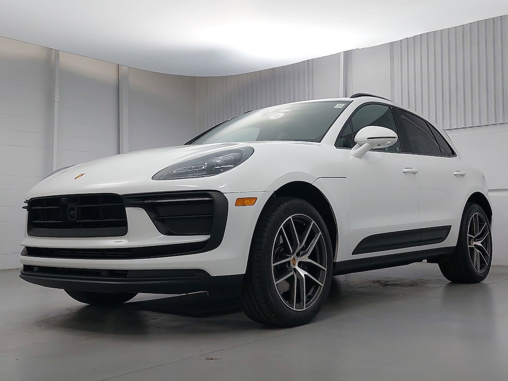 Certified 2024 Porsche Macan SUV
