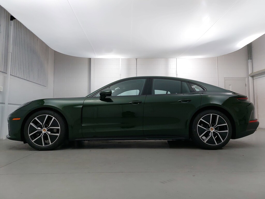 New 2026 Porsche Panamera 4 Hatchback