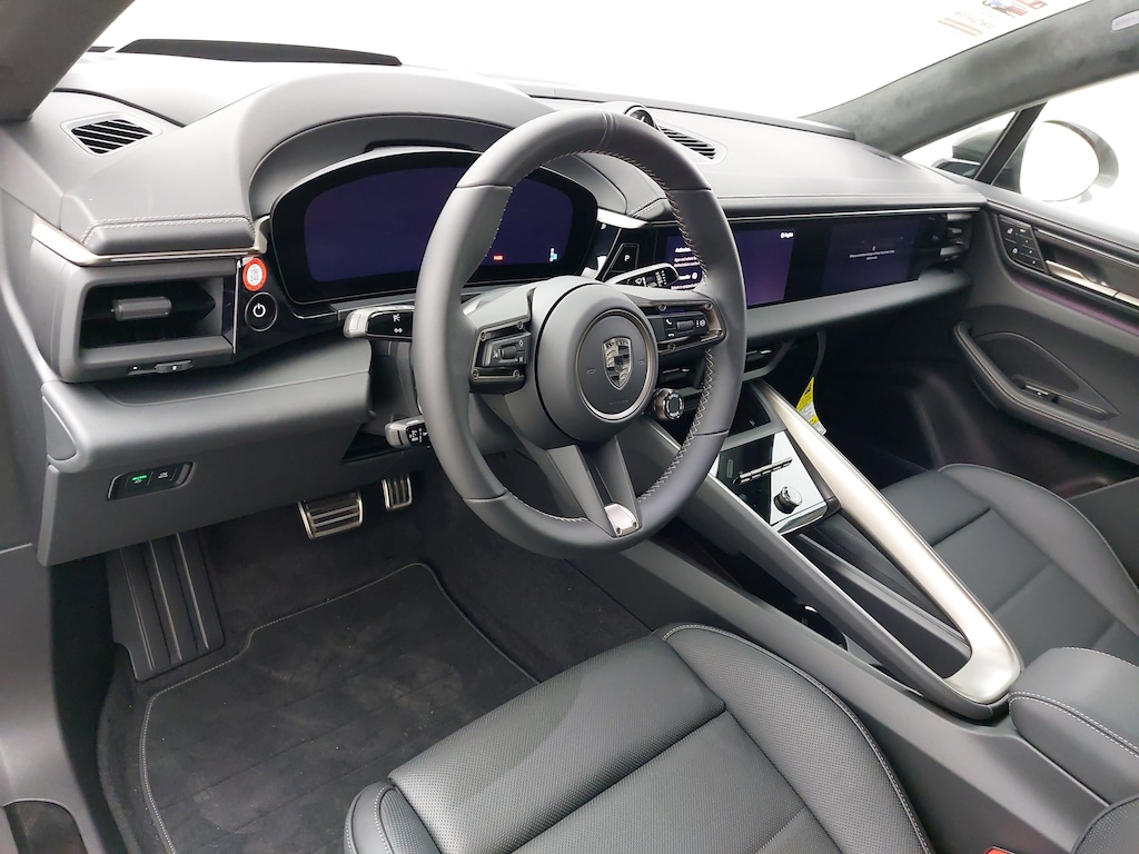 New 2025 Porsche Macan Turbo SUV