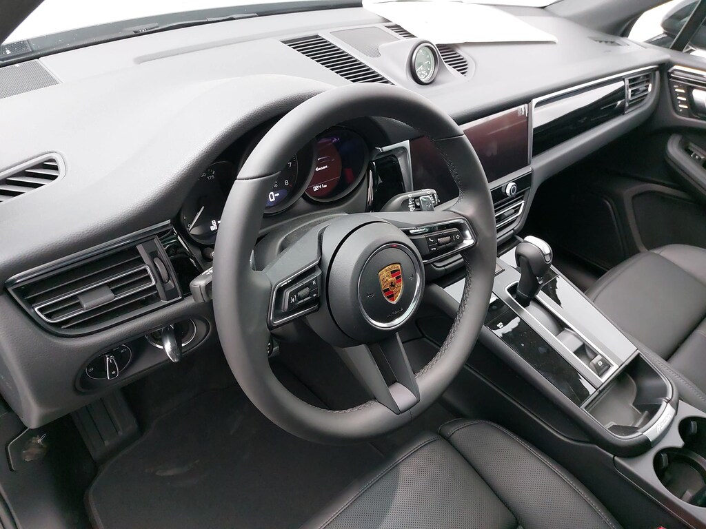 New 2026 Porsche Macan SUV