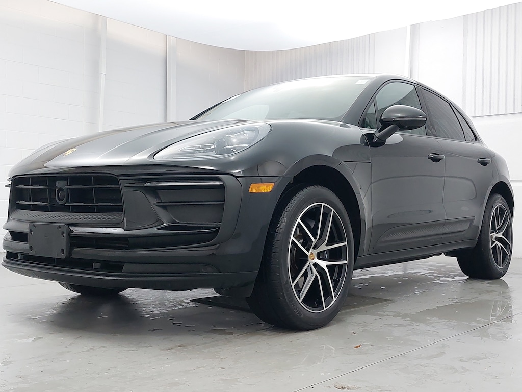 Certified 2024 Porsche Macan SUV