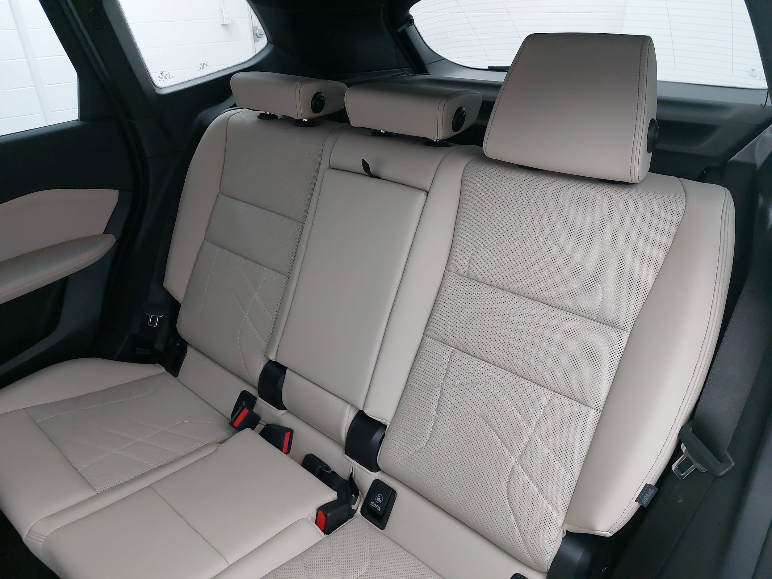 2025 BMW X1 28i - Photo 16