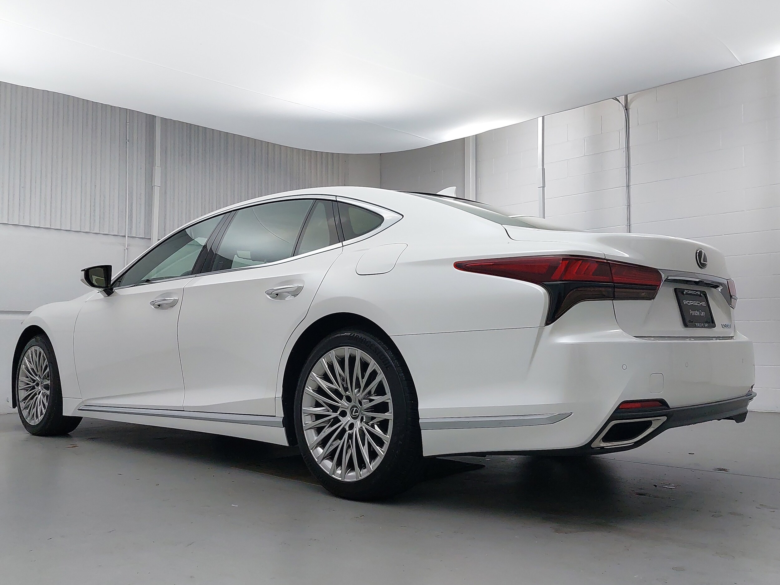 2024 Lexus LS 500 photo 3