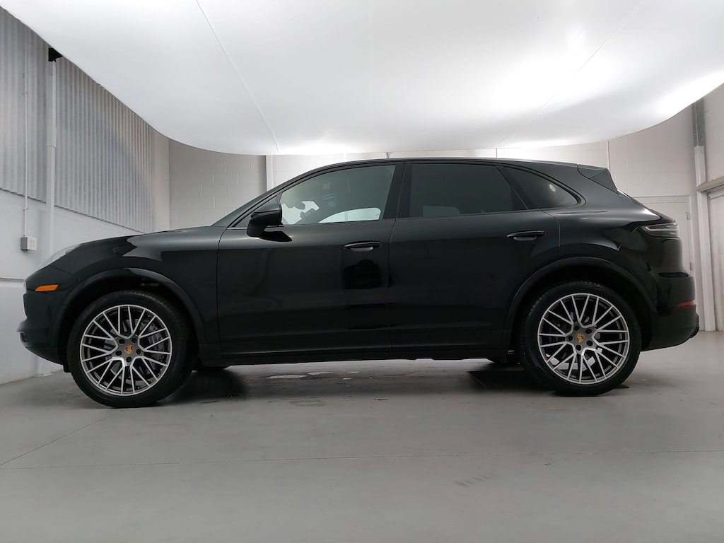 Certified 2023 Porsche Cayenne Platinum Edition SUV