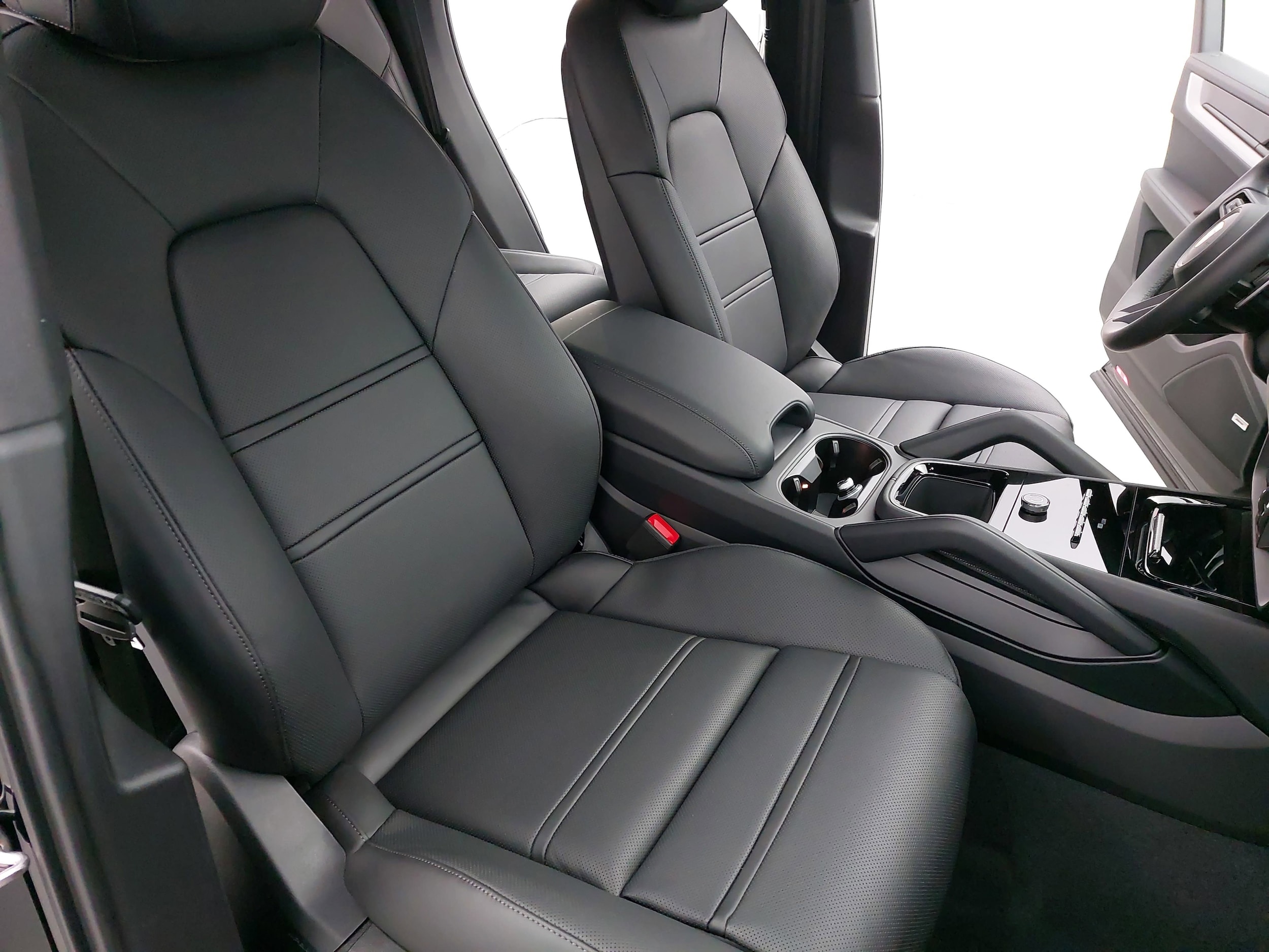 2026 Porsche Cayenne Coup Base - Photo 12