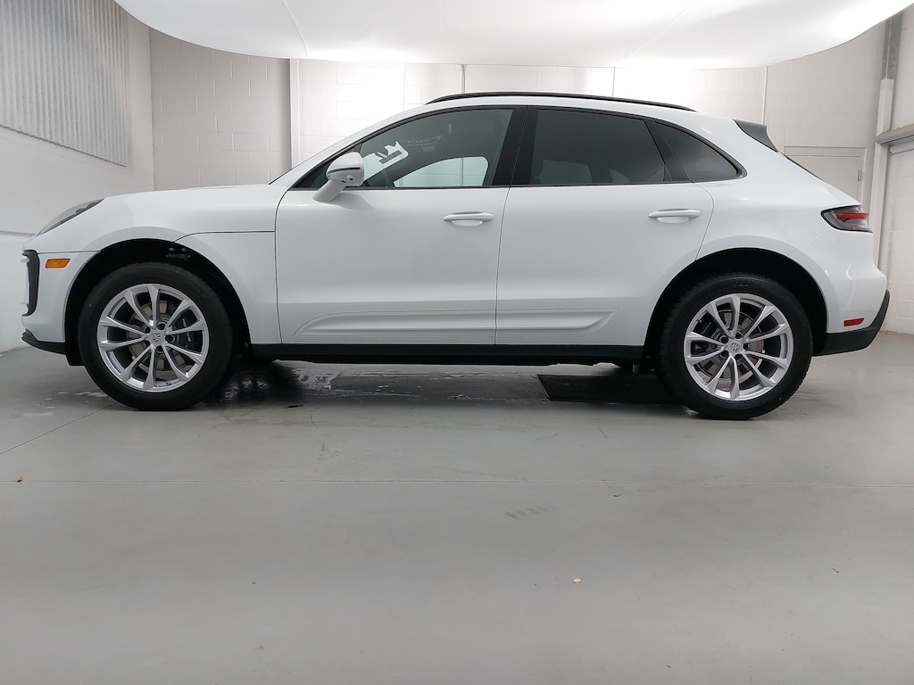 New 2026 Porsche Macan  SUV