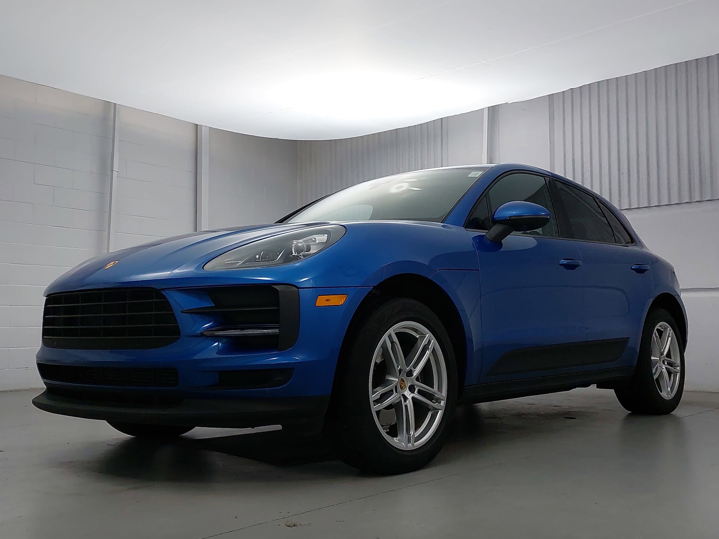 2020 Porsche Macan Base's photo