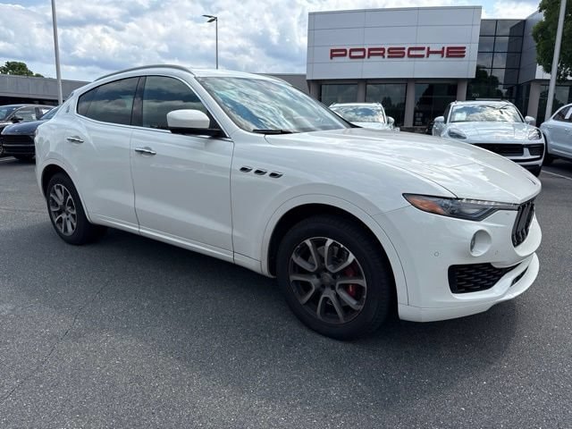 2019 Maserati Levante S's photo