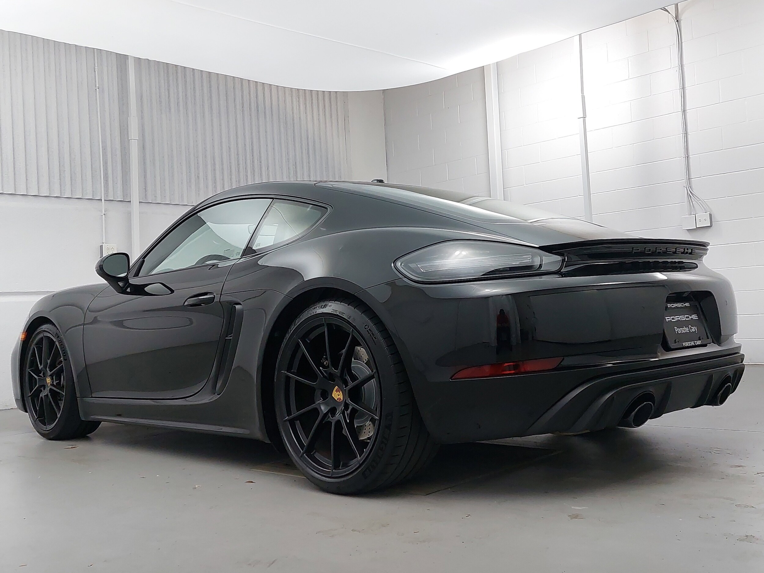 2023 Porsche Cayman GTS 4.0 photo 3