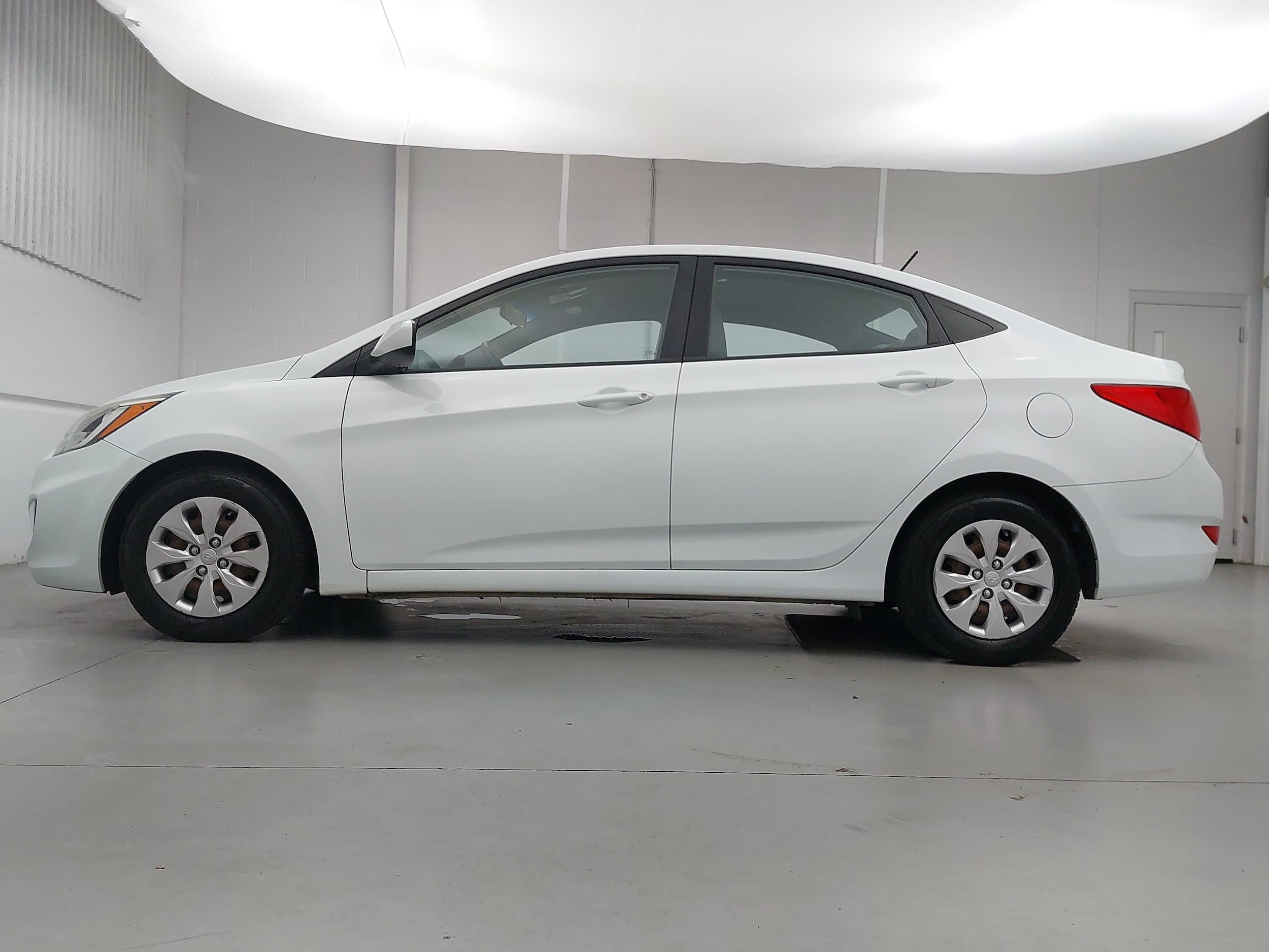 Used 2016 Hyundai Accent SE with VIN KMHCT4AE7GU021190 for sale in Apex, NC