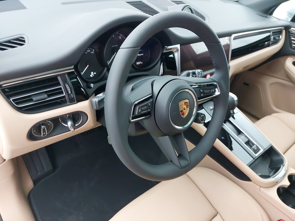 New 2026 Porsche Macan  SUV