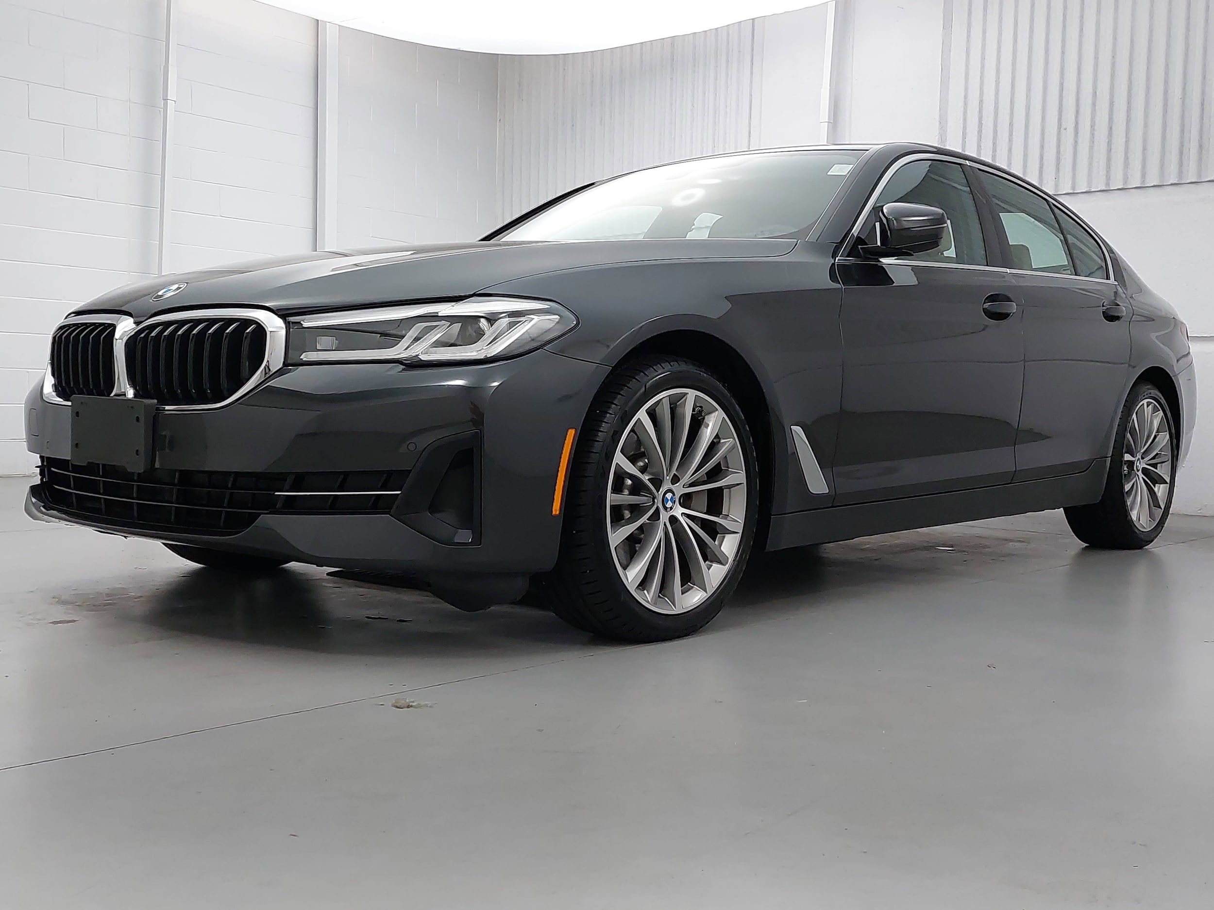 2023 BMW 5 Series 530i xDrive Sedan's photo