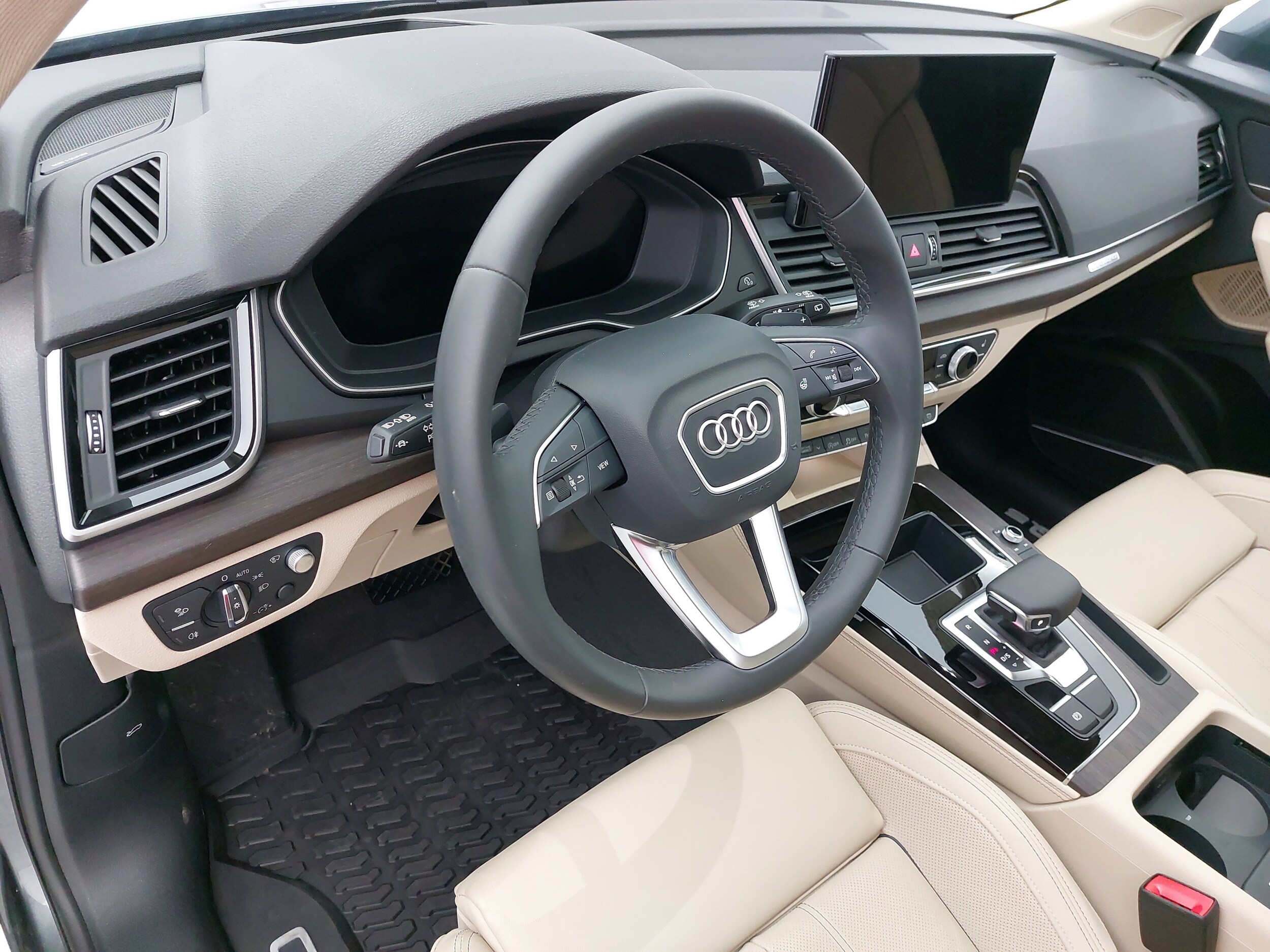 2024 Audi Q5 45 S line Premium photo 3