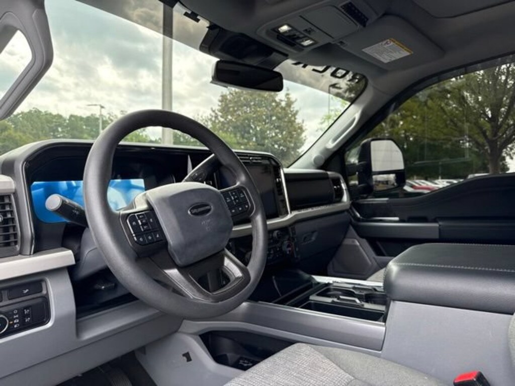 Used 2024 Ford F-250 Truck Crew Cab