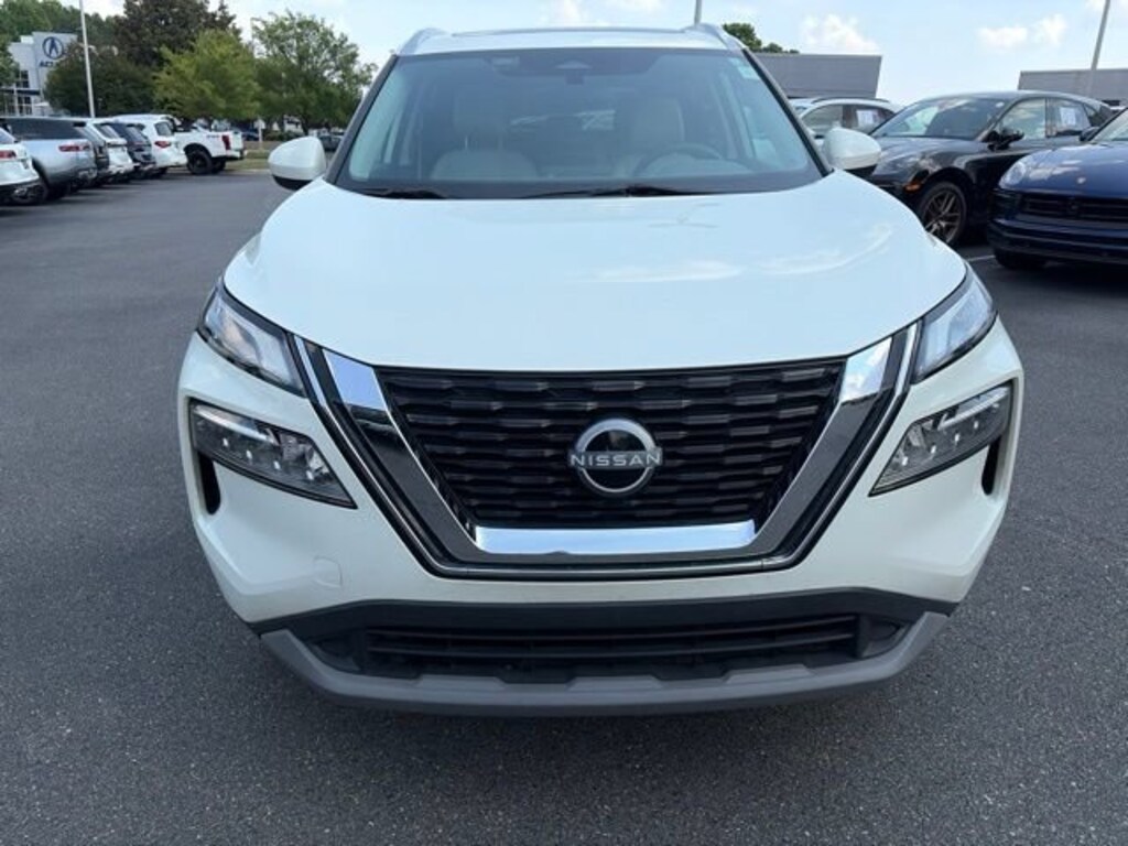 Used 2023 Nissan Rogue SV SUV