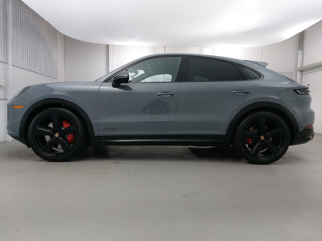 New 2026 Porsche Cayenne GTS SUV