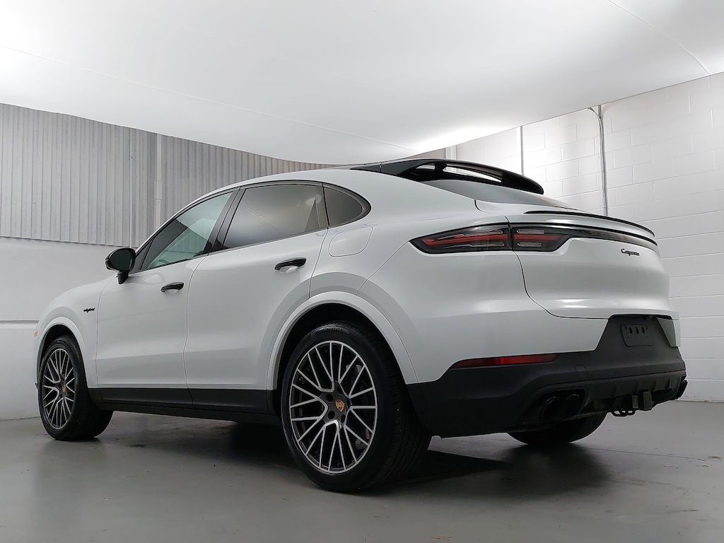 Certified 2022 Porsche Cayenne E-Hybrid Coupe SUV